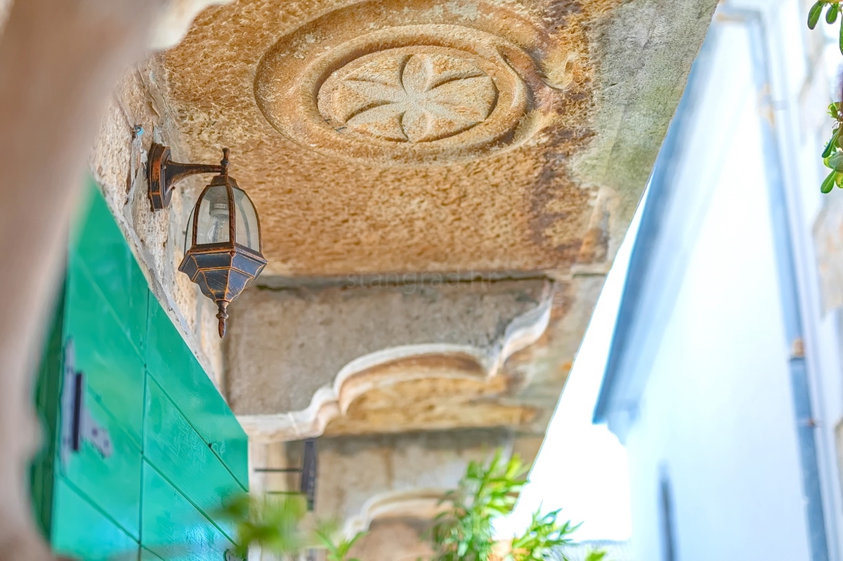 Punat, casa in pietra con due monolocali vicino al mare!