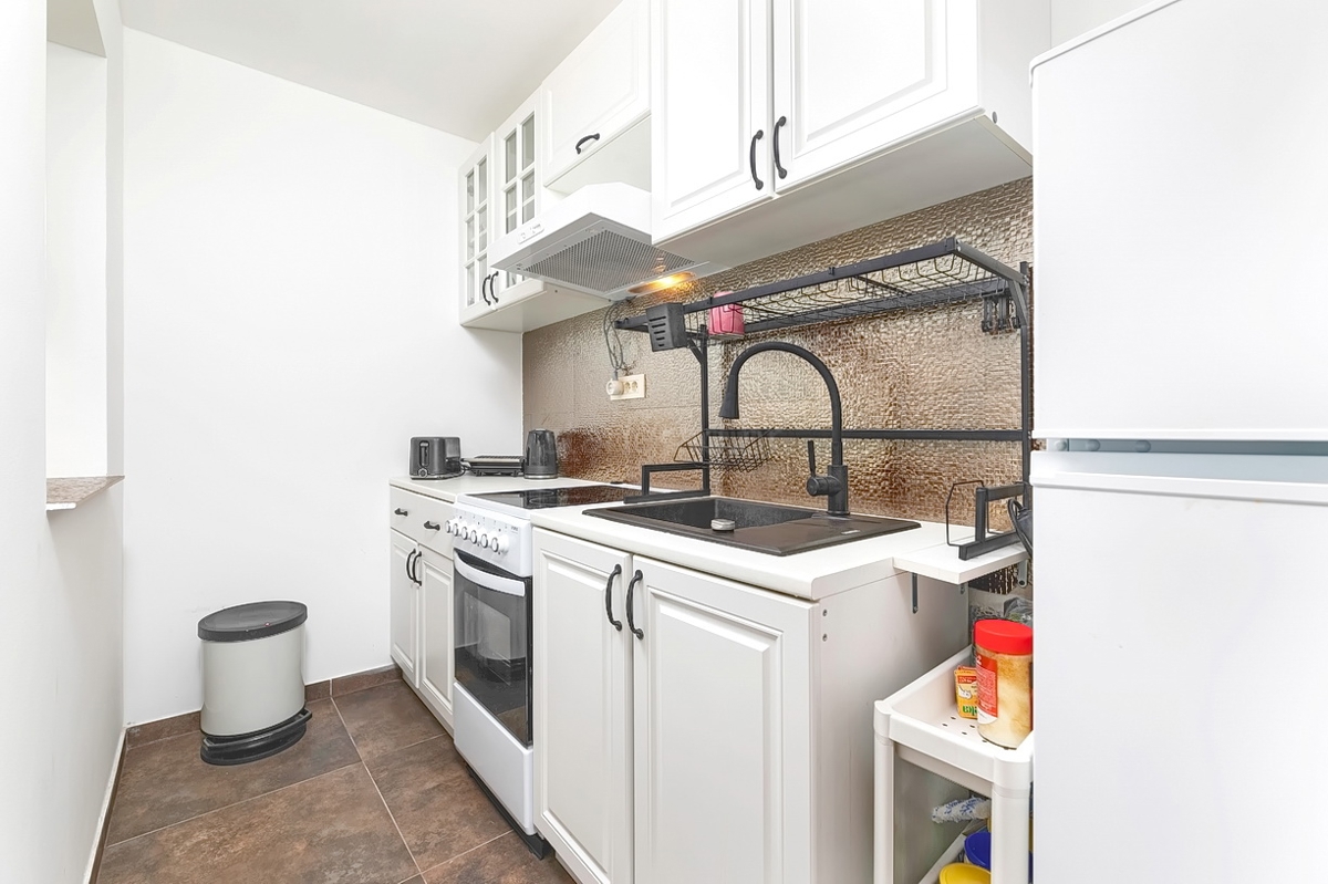 Punat, casa in pietra con due monolocali vicino al mare!