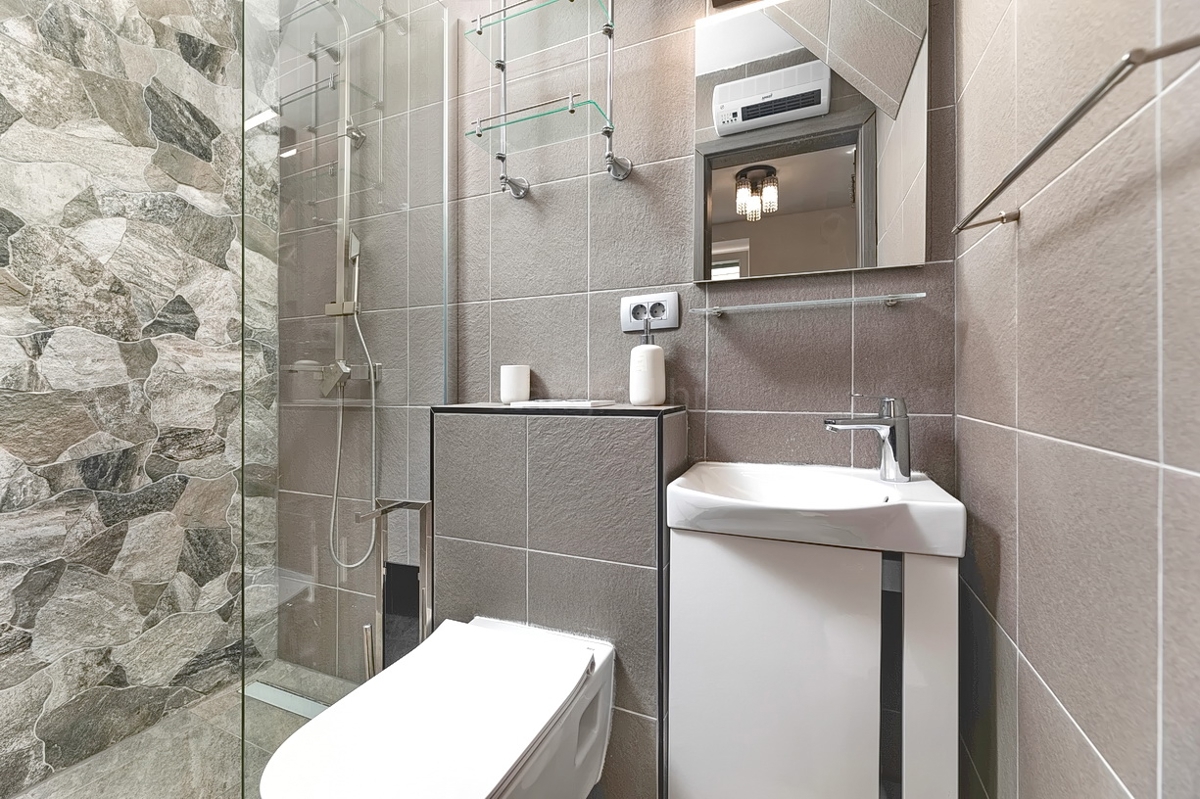 Punat, casa in pietra con due monolocali vicino al mare!