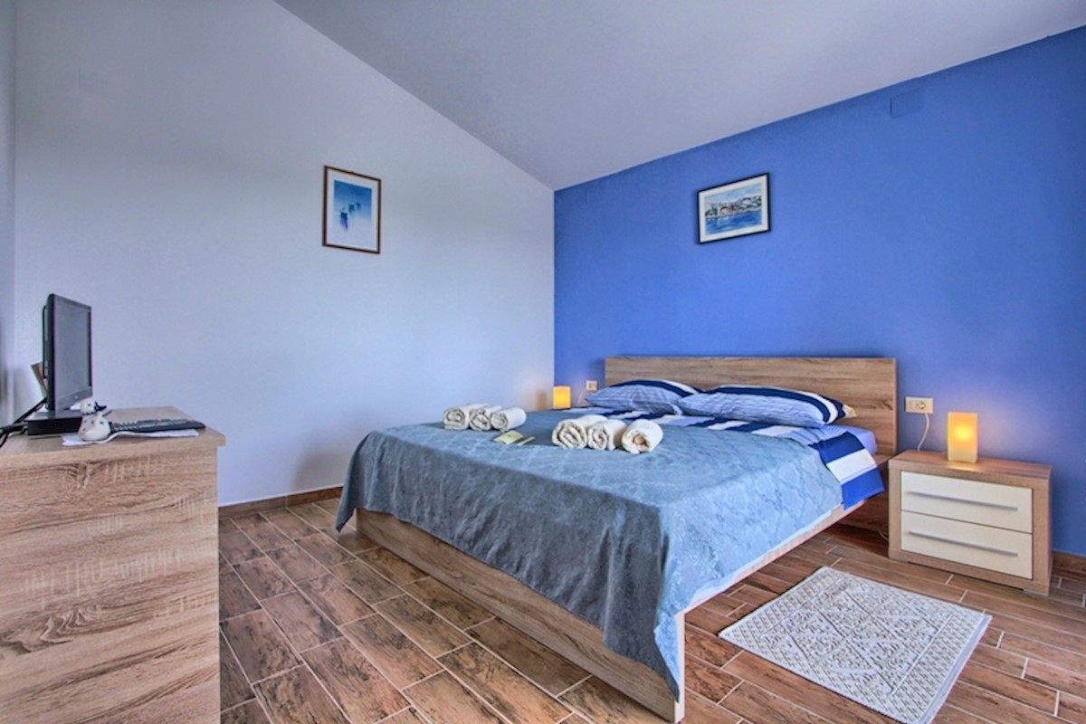 Vicino a Svetvinčent, lussuosa villa su un grande terreno!