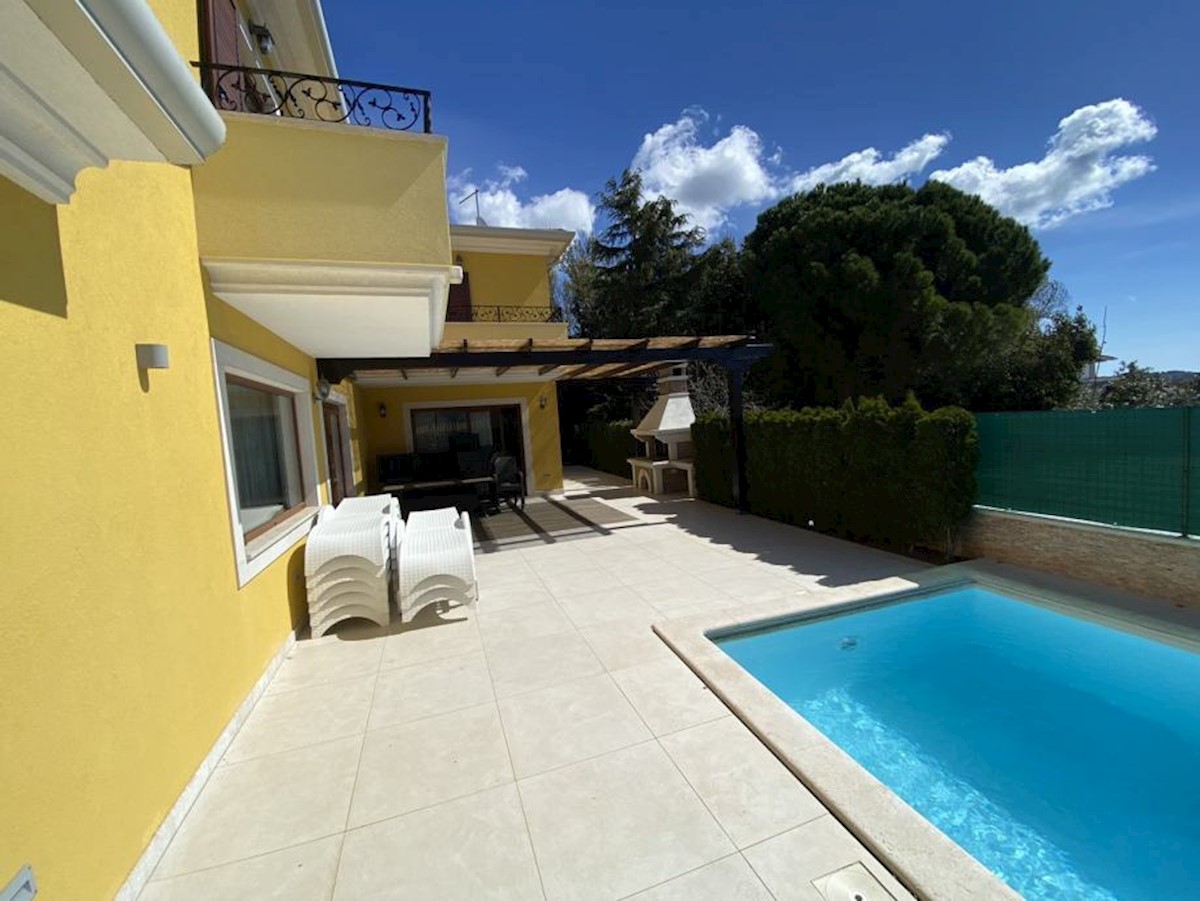 Banjole, villa di lusso 270 m2, vista mare