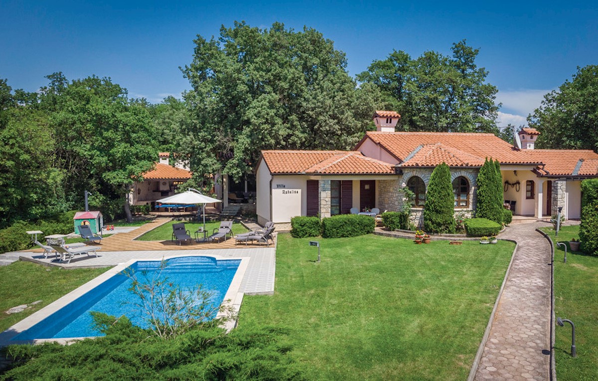 Villa vicino a Marčana, 300m2