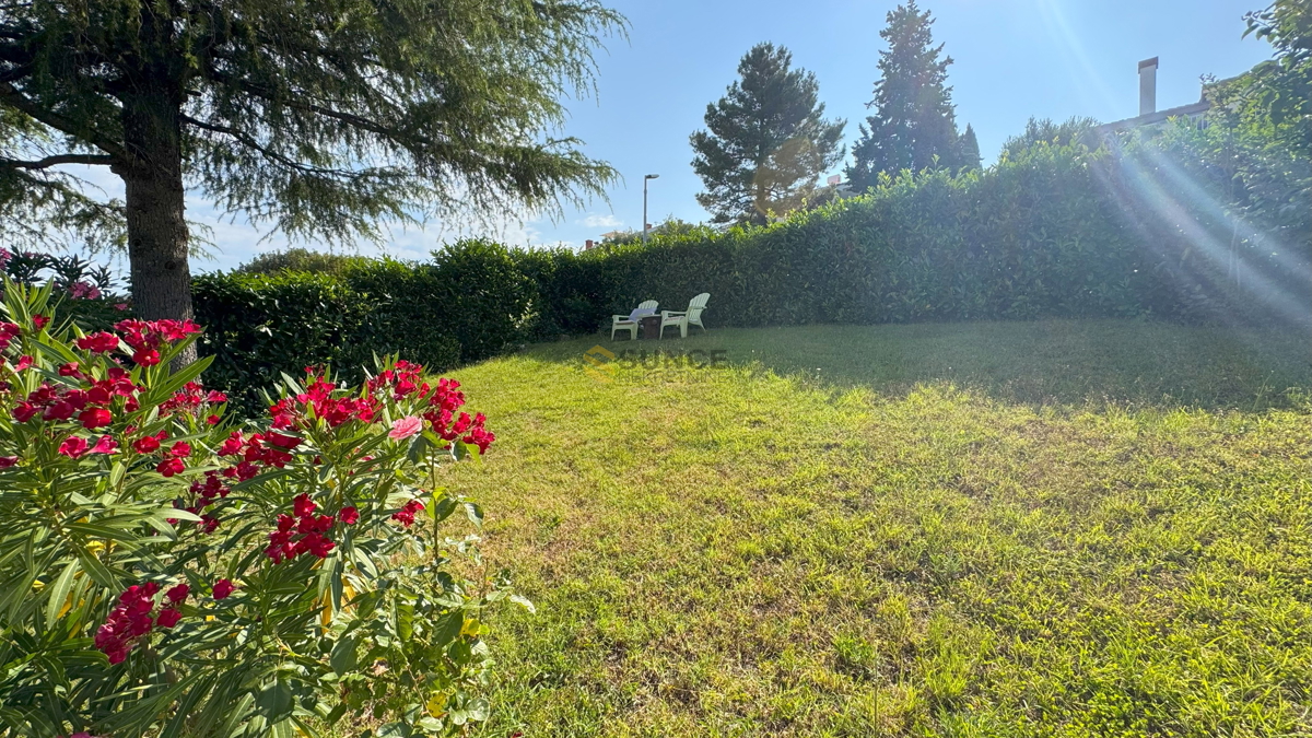 Njivice, spaziosa casa al piano terra con vista mare!