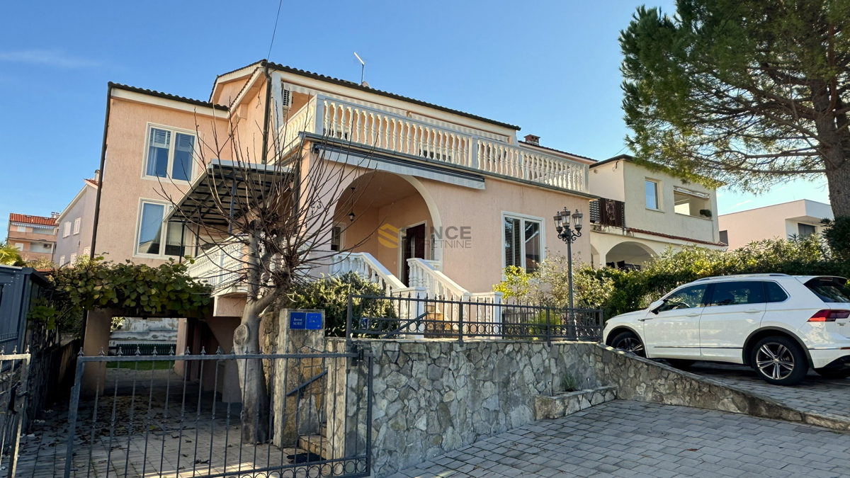 Malinska – Villetta bifamiliare 300 m², 600 m dal mare