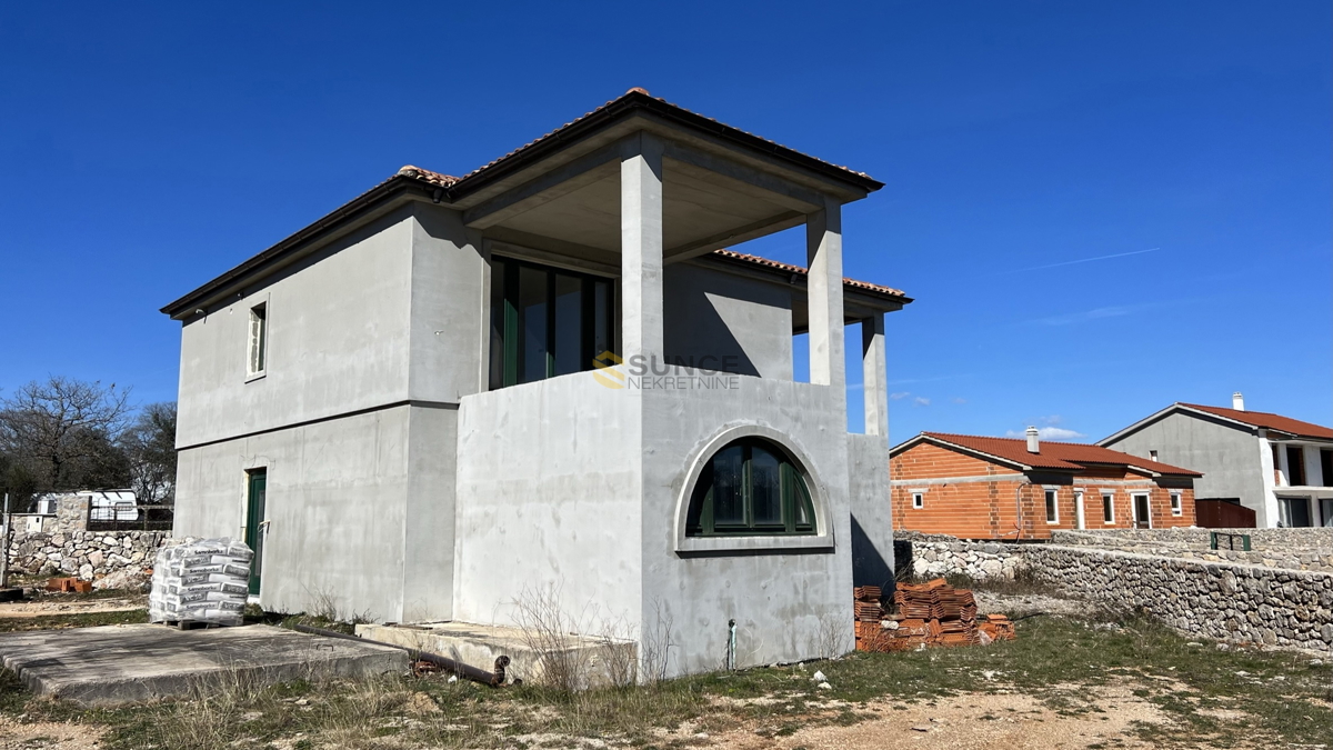 L&apos;isola di Krk, villa indipendente con piscina in una posizione bella e tranquilla!