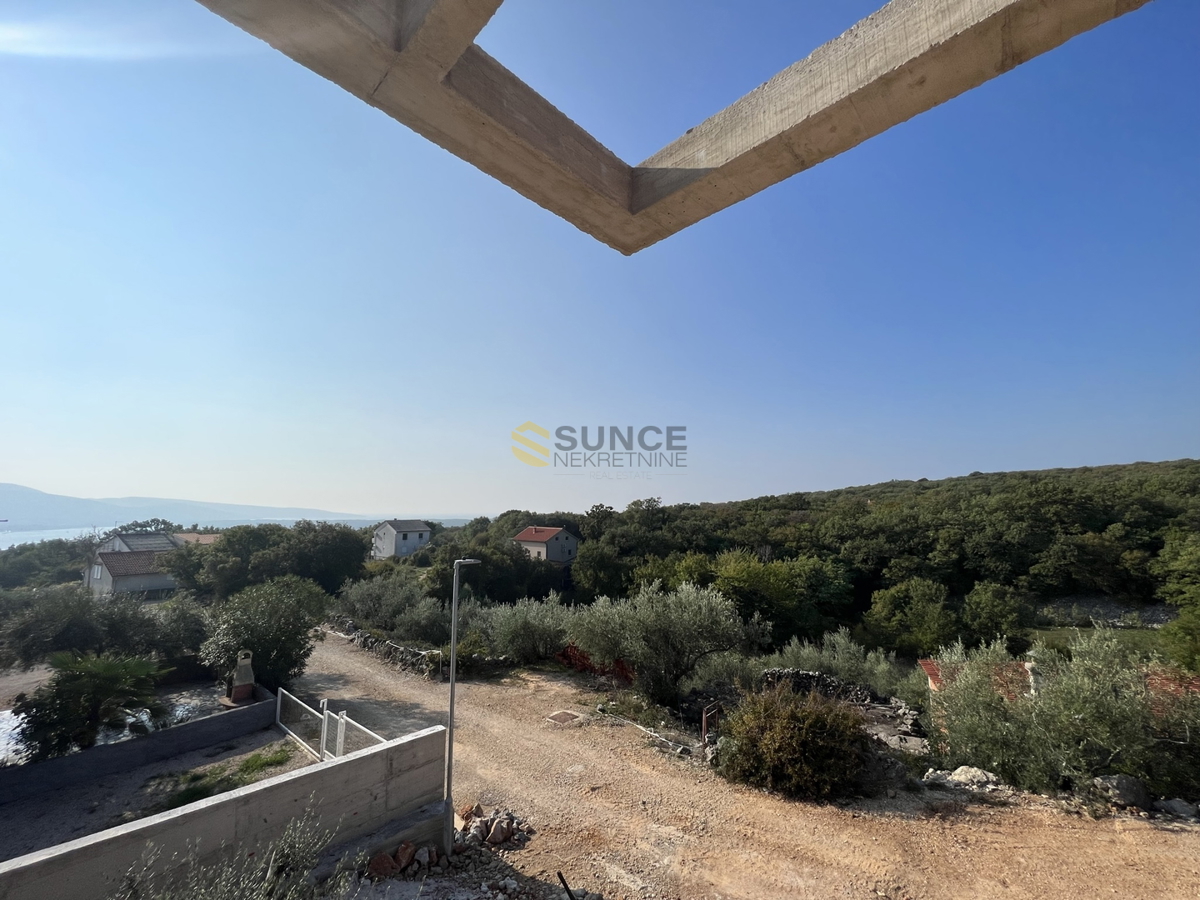 ISOLA DI KRK, nuova villa moderna con piscina e vista mare!