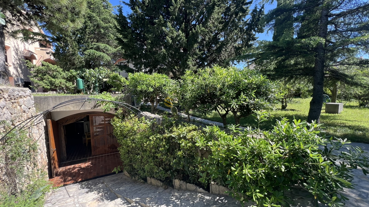 Punat, casa indipendente, prima fila al mare!