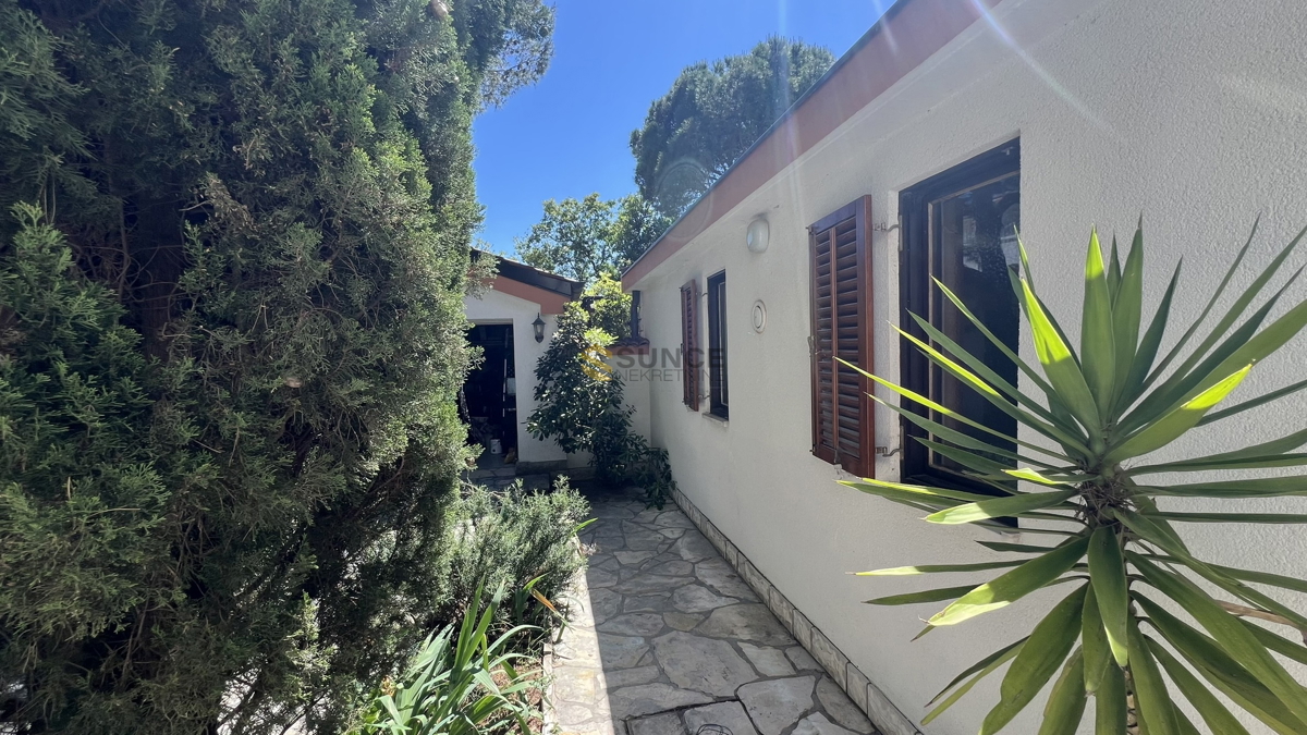 Punat, casa indipendente, prima fila al mare!