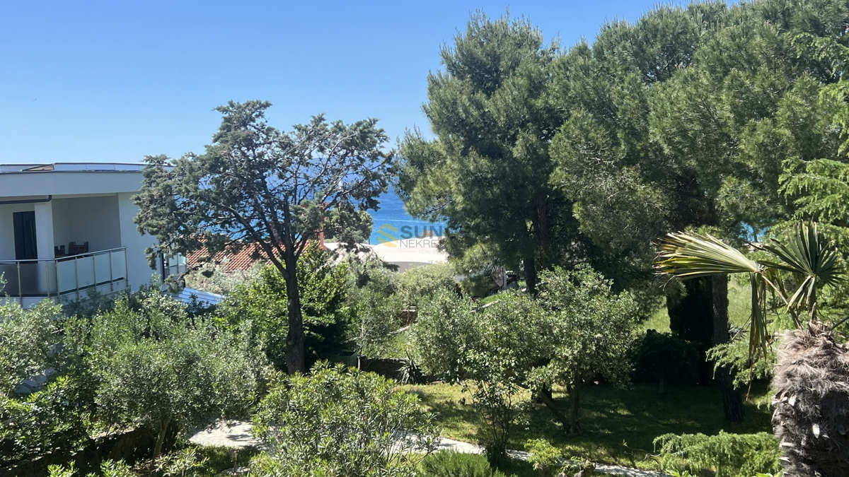 Punat, casa indipendente, prima fila al mare!