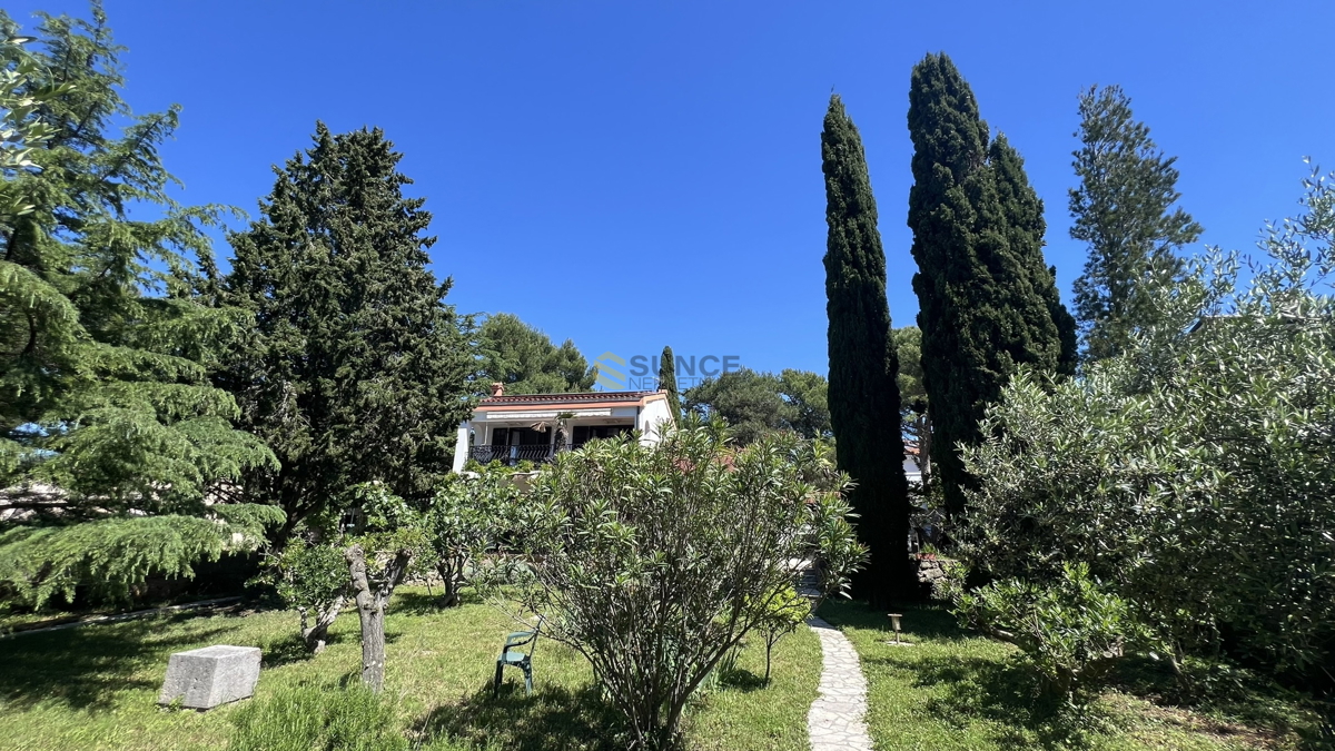 Punat, casa indipendente, prima fila al mare!