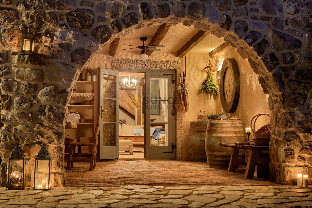Malinska, bellissima villa rustica con piscina e vista mare aperta!