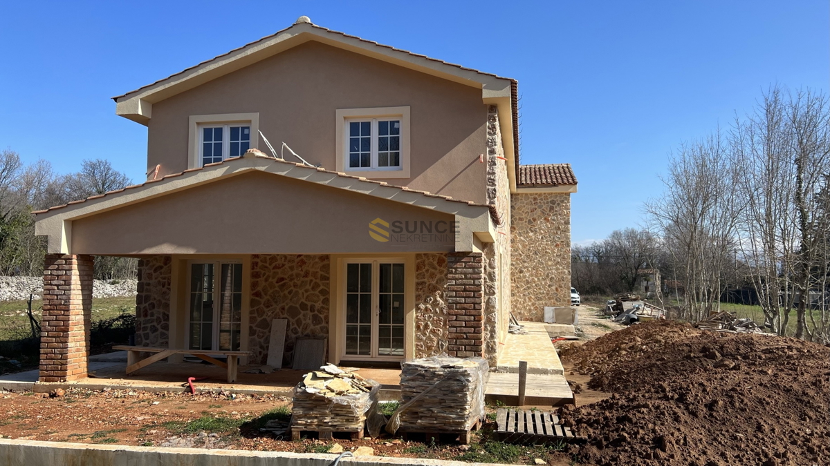 Isola di Krk, Vrbnik, nuova casa bifamiliare con piscina in una bella posizione tranquilla!