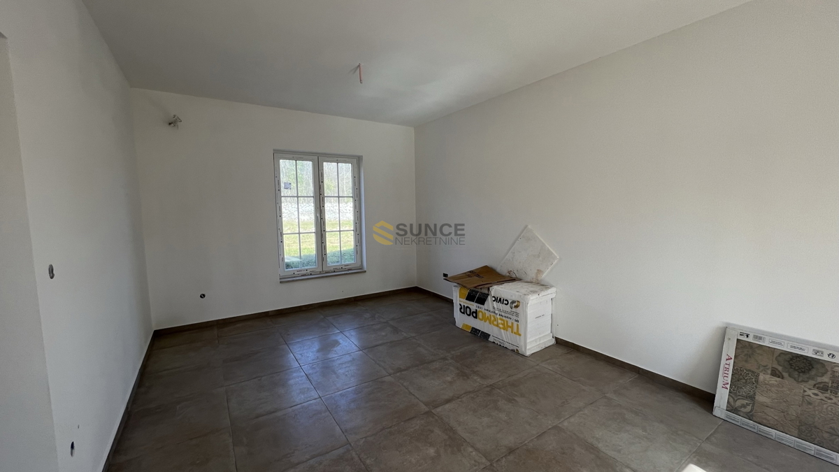 Isola di Krk, Vrbnik, nuova casa bifamiliare con piscina in una bella posizione tranquilla!