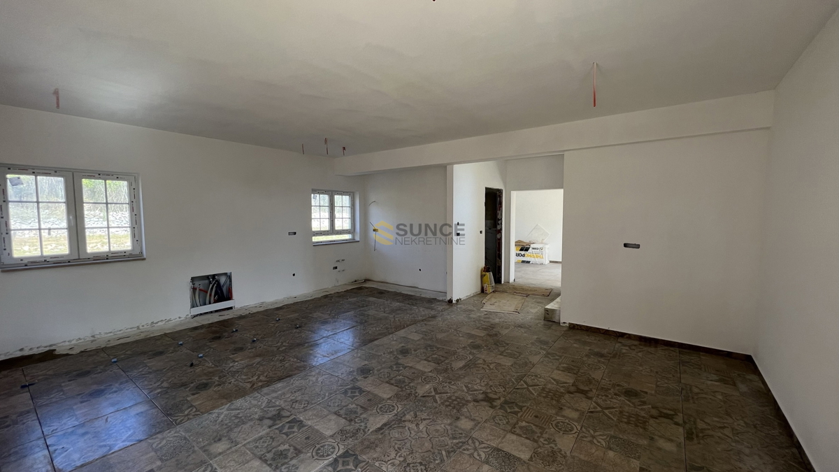 Isola di Krk, Vrbnik, nuova casa bifamiliare con piscina in una bella posizione tranquilla!