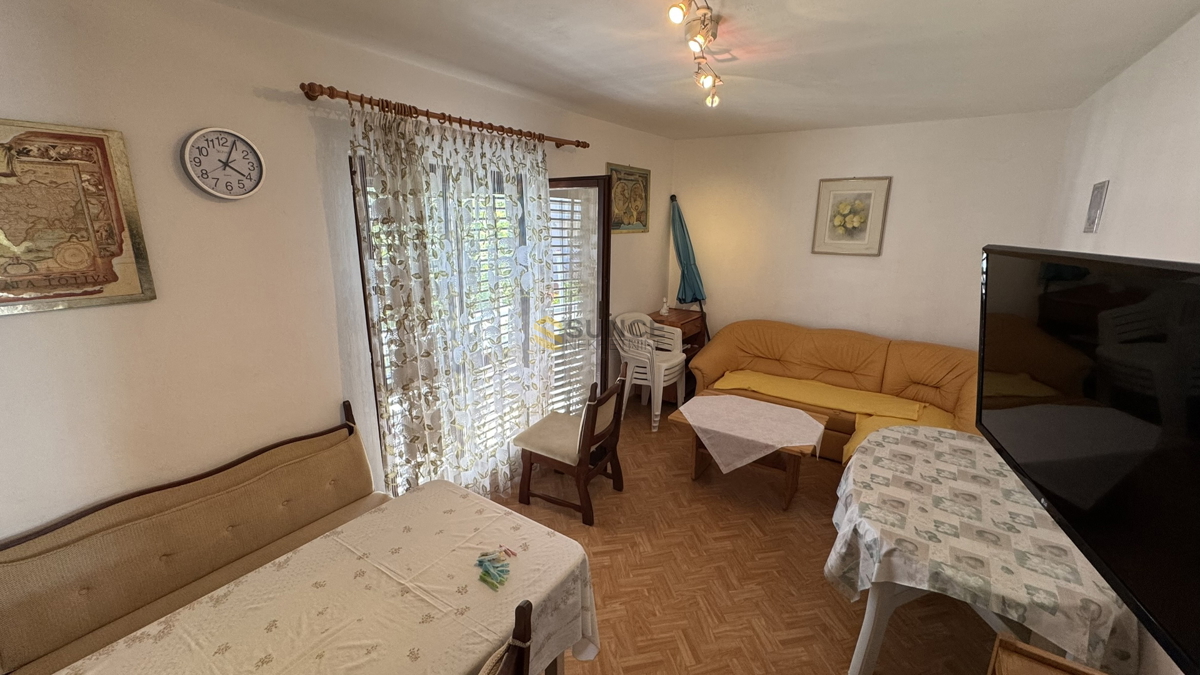 Šilo casa indipendente con quattro appartamenti!