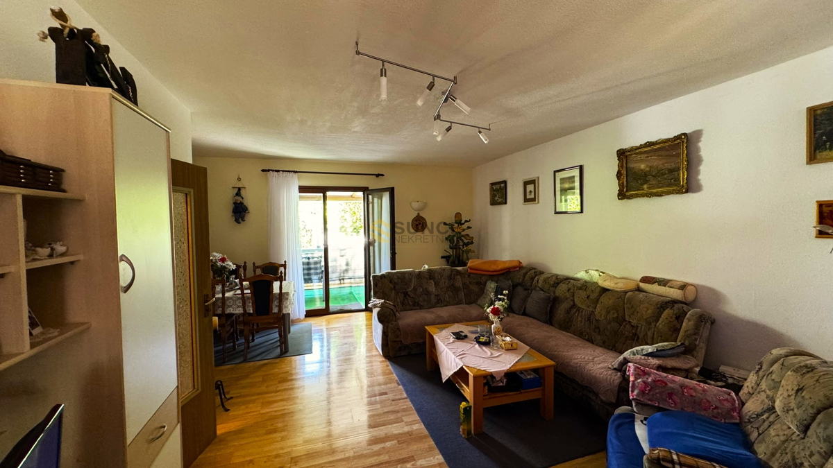 Šilo casa indipendente con quattro appartamenti!