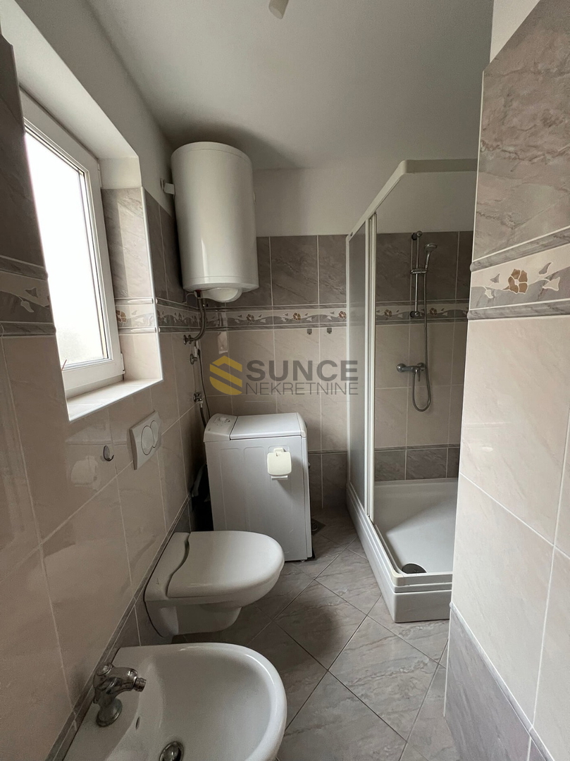 Malinska appartamento di 54 m2 a soli 200 m dal mare!