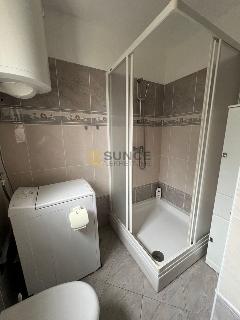 Malinska appartamento di 54 m2 a soli 200 m dal mare!