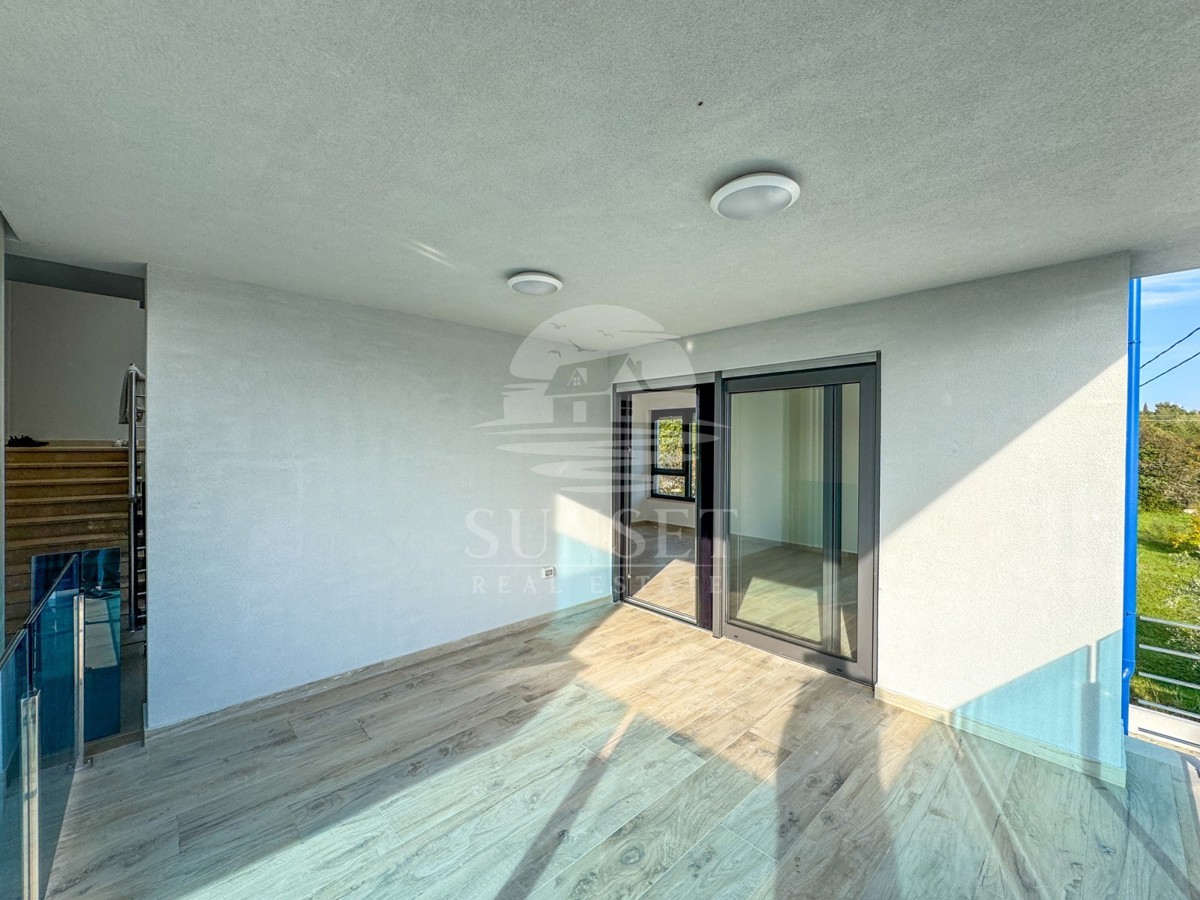 APPARTAMENTO MODERNO A SOLI 300 METRI DAL MARE (B2)