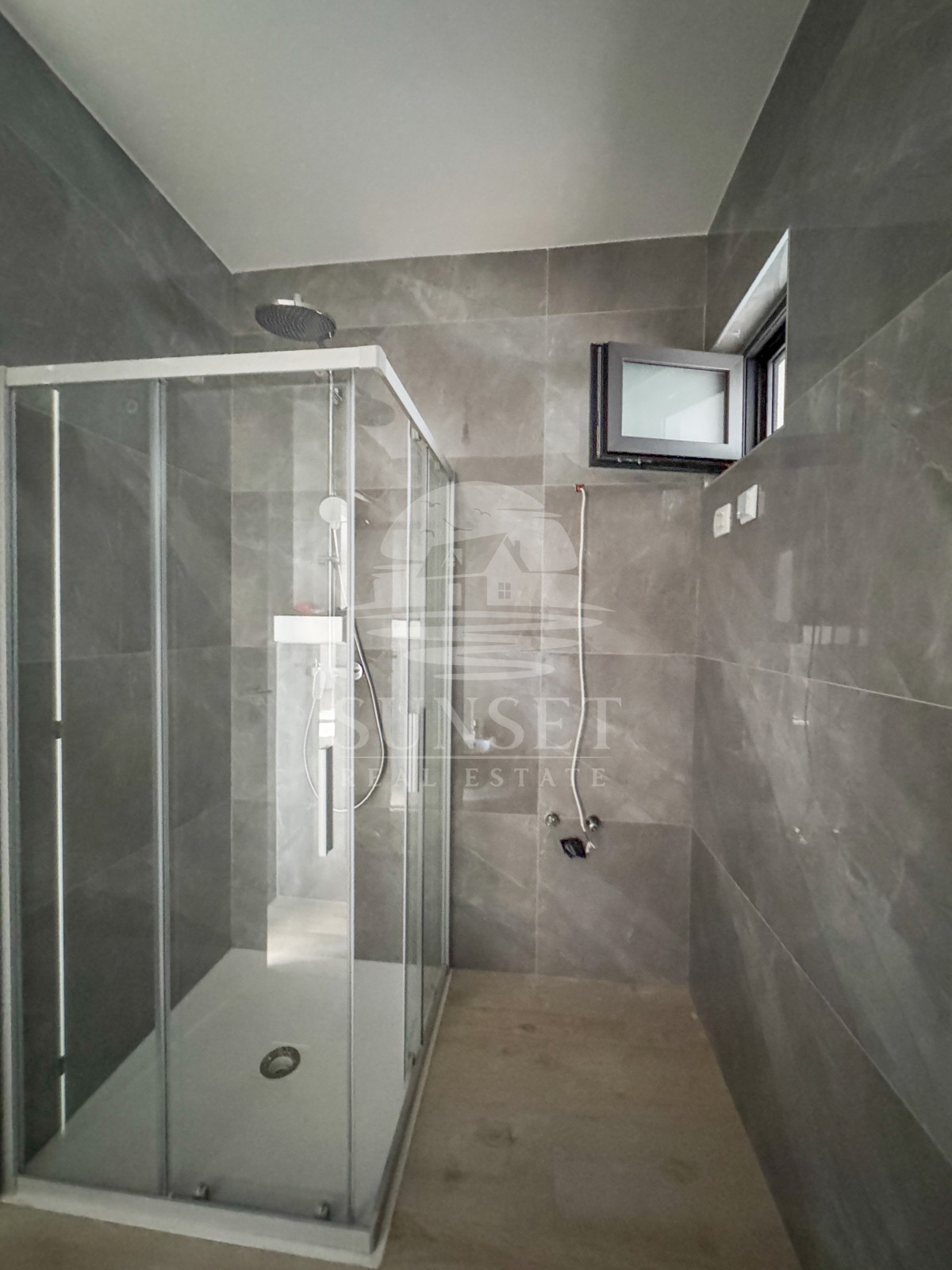 APPARTAMENTO MODERNO A SOLI 300 METRI DAL MARE (B2)