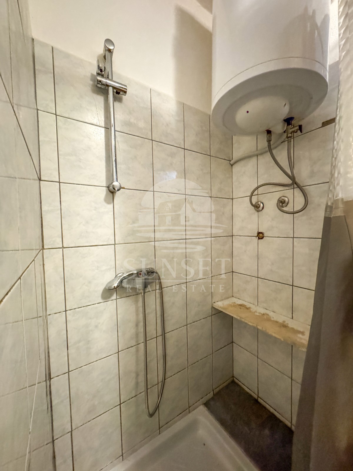 ISTRIA -CASA CON TAVERNA E TERRAZZA CON VISTA MARE