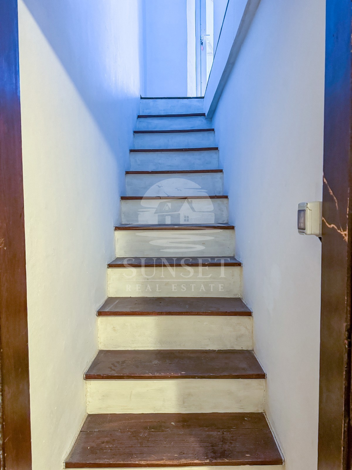 ISTRIA -CASA CON TAVERNA E TERRAZZA CON VISTA MARE