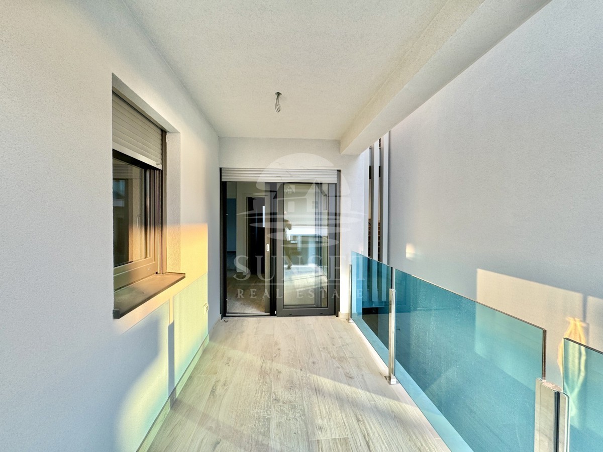 APPARTAMENTO MODERNO A SOLI 300 METRI DAL MARE (E2)