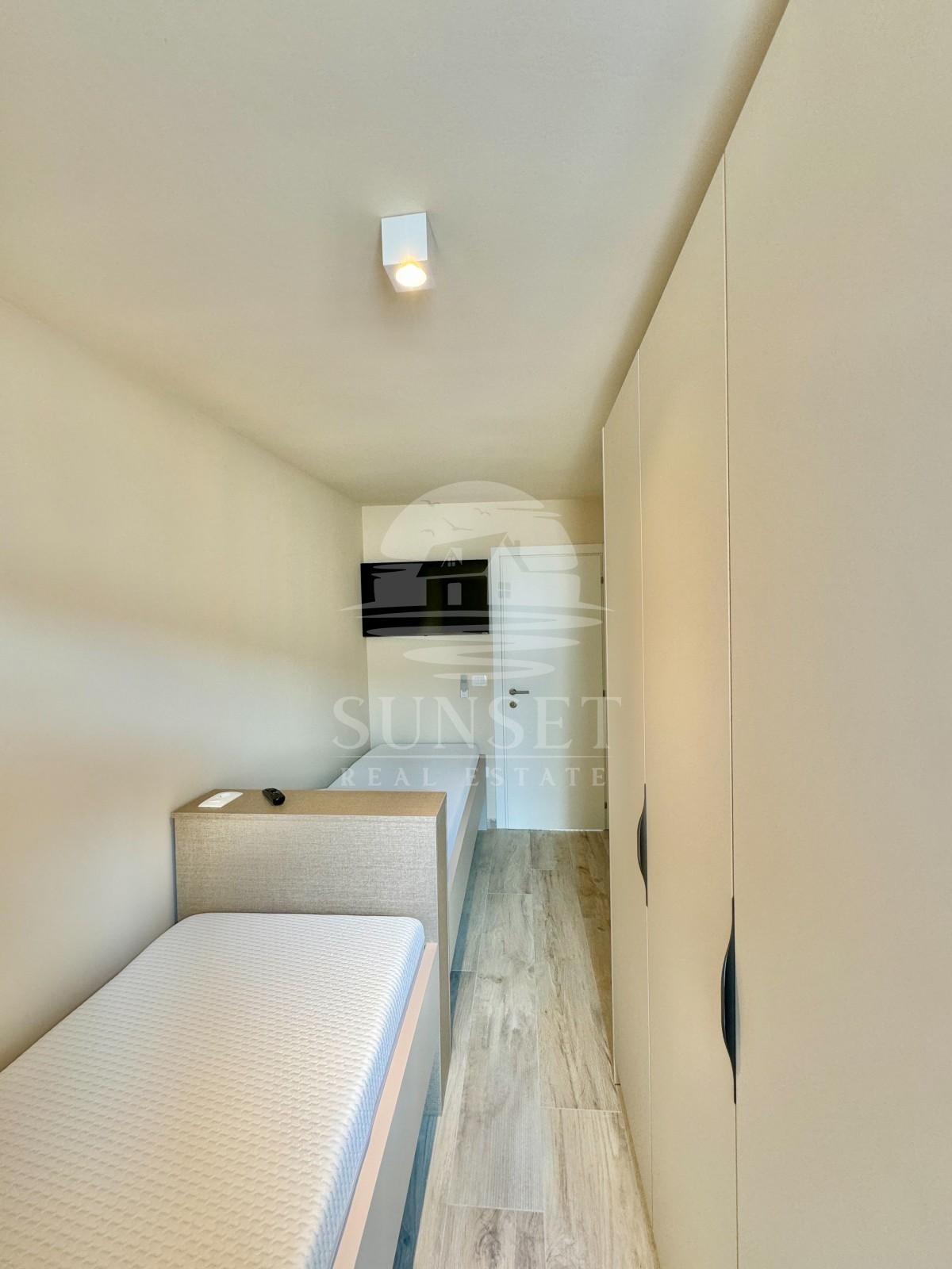 APPARTAMENTO MODERNO A SOLI 300 METRI DAL MARE (E2)