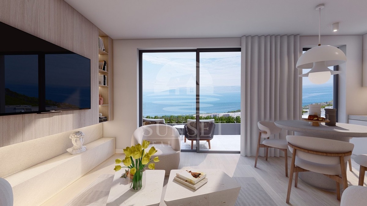 MAKARSKA  - APPARTAMENTO DI LUSSO CON TRE CAMERE DA LETTO, TERRAZZA E GIARDINO AL PIANO TERRA