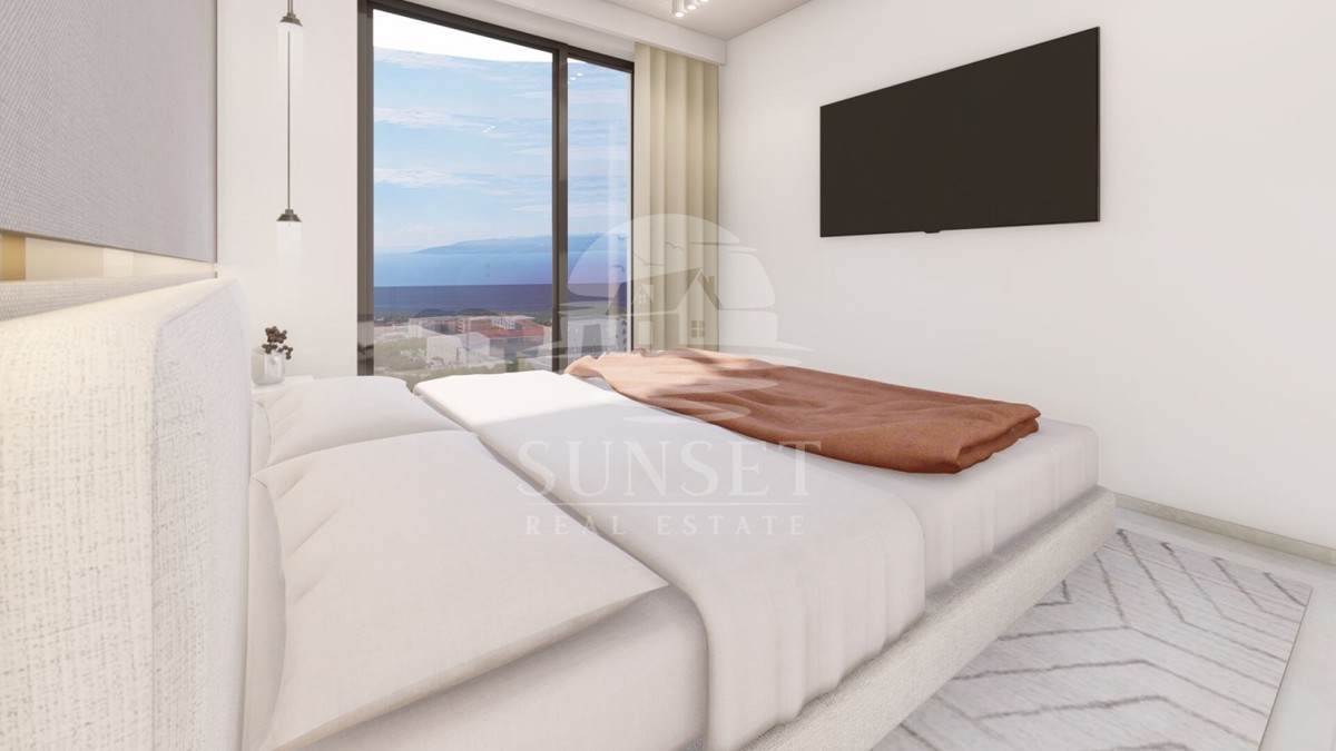 MAKARSKA - APPARTAMENTO CON DUE CAMERE DA LETTO E BALCONE/LOGGIA IN UNA POSIZIONE ATTRAENTE