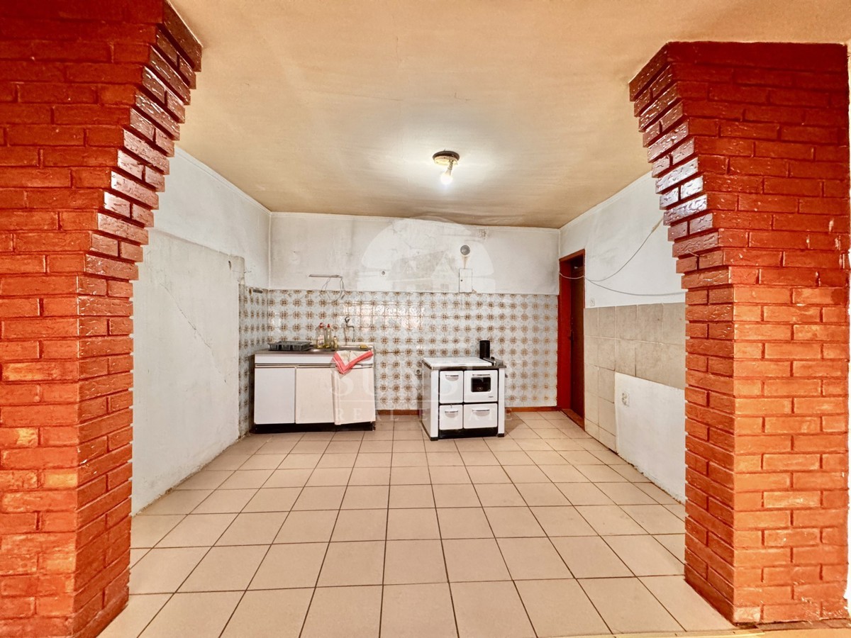 CASA A SCHIERA NEL CENTRO DI BUIE