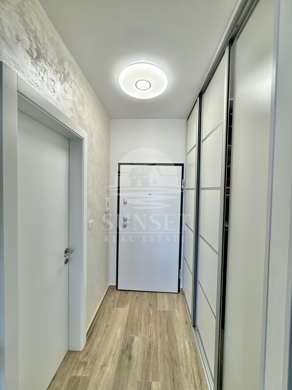 SAVUDRIJA – APPARTAMENTO DUPLEX CON TERRAZZA E SPLENDIDA VISTA MARE