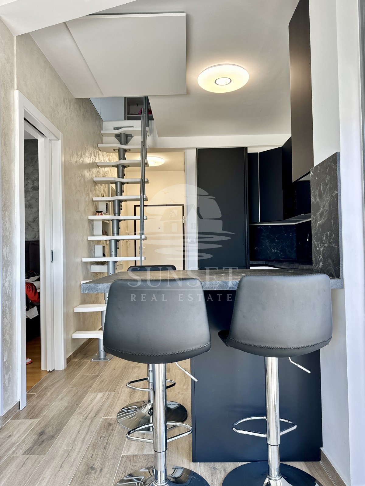 SAVUDRIJA – APPARTAMENTO DUPLEX CON TERRAZZA E SPLENDIDA VISTA MARE