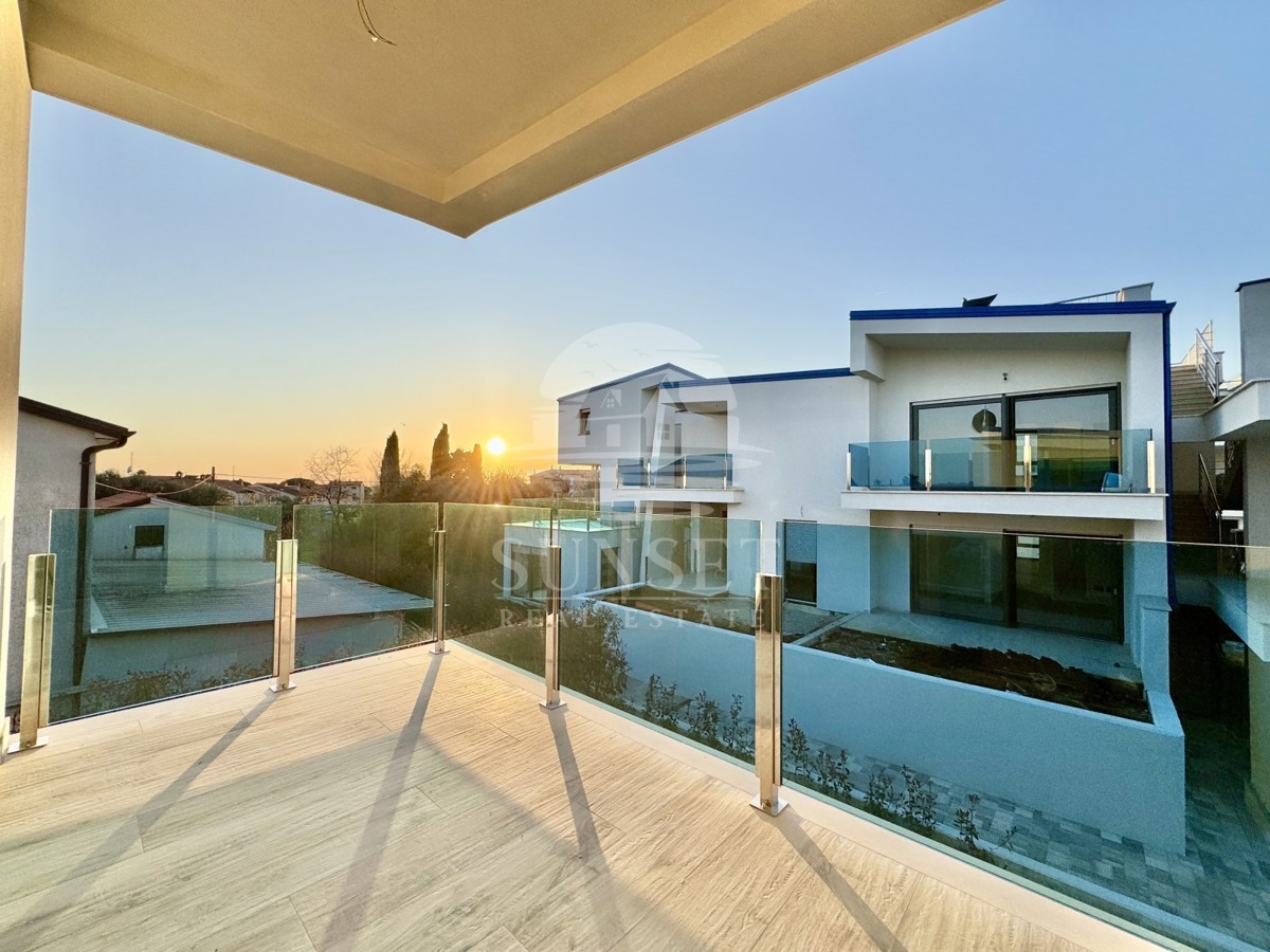 APPARTAMENTO MODERNO A SOLI 300 METRI DAL MARE (E3)