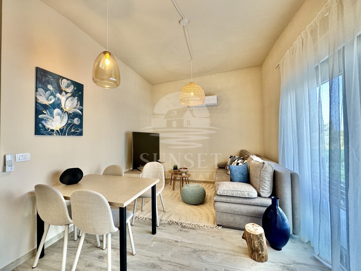 APPARTAMENTO MODERNO A SOLI 300 METRI DAL MARE (E3)