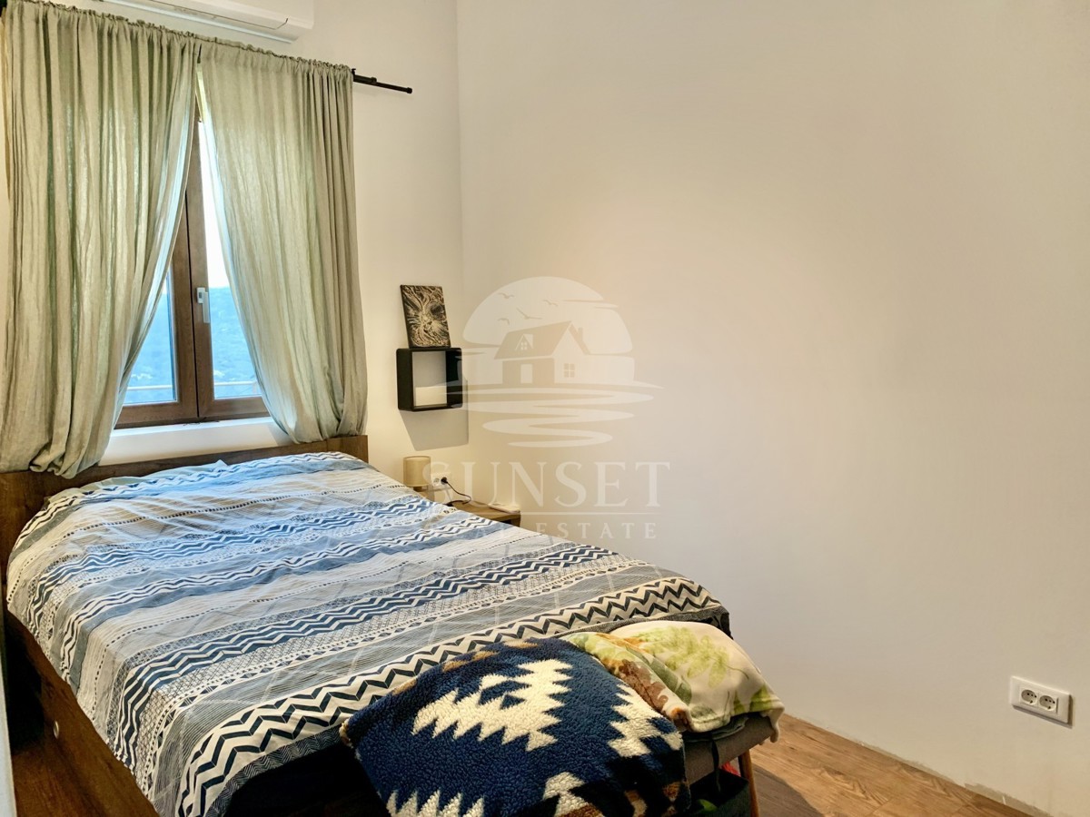 CASA IN VENDITA NEL PITTORESCO MOTOVUN CON VISTA PANORAMICA