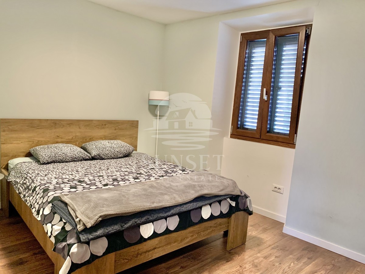 CASA IN VENDITA NEL PITTORESCO MOTOVUN CON VISTA PANORAMICA