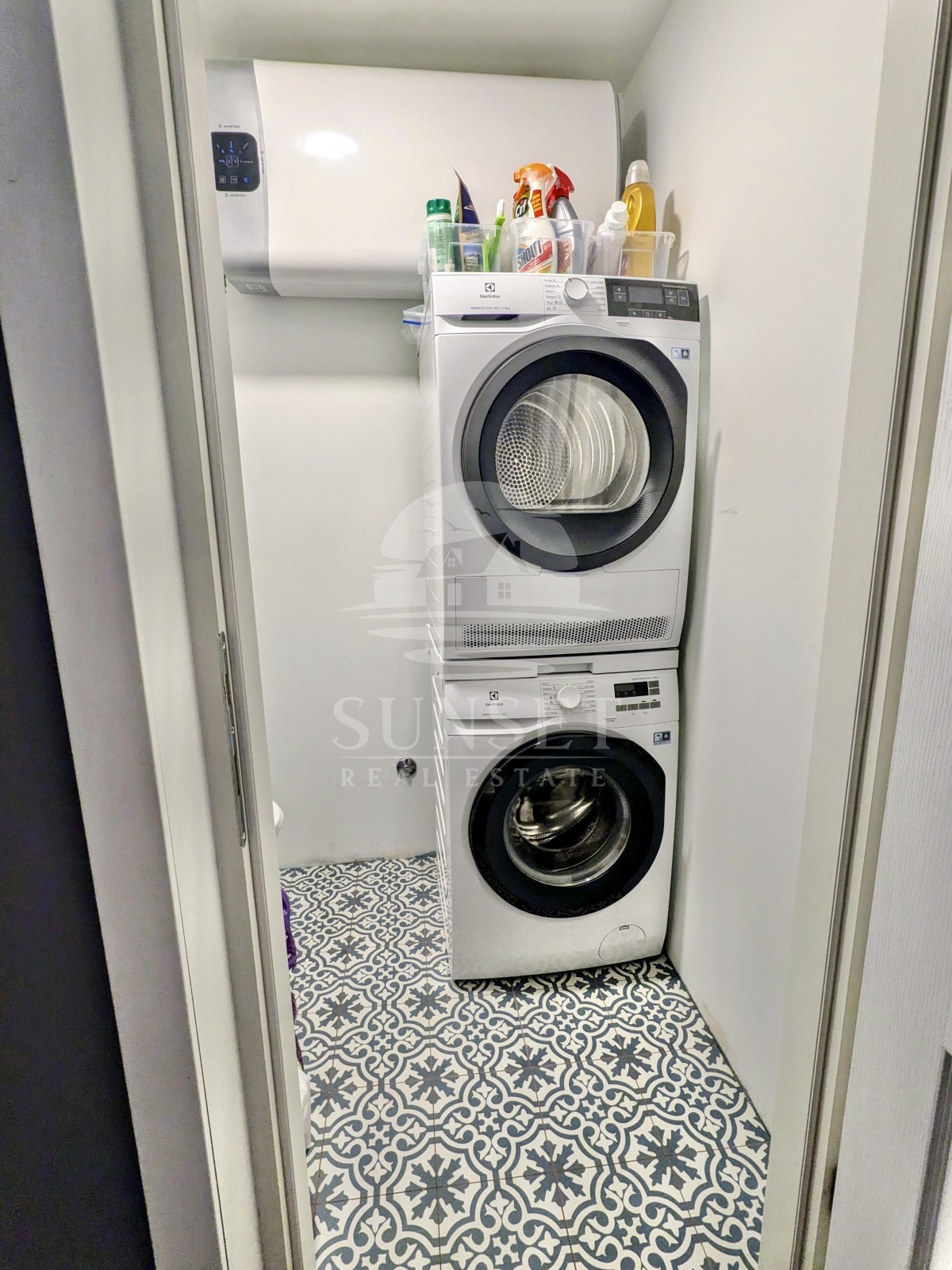 CASA IN VENDITA NEL PITTORESCO MOTOVUN CON VISTA PANORAMICA