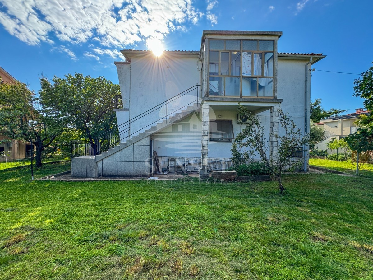 CASA INDIPENDENTE A SOLI 300 METRI DALLA SPIAGGIA