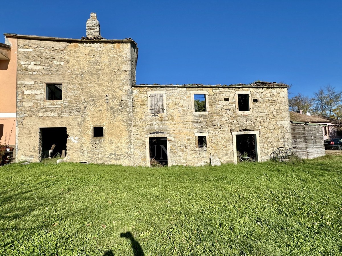 CASA CON VISTA PANORAMICA SU GROŽNJAN E MONTONA