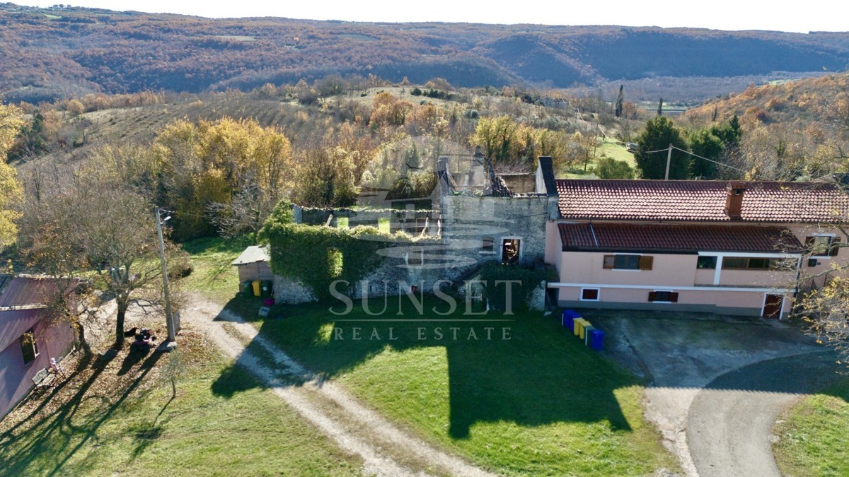 CASA CON VISTA PANORAMICA SU GROŽNJAN E MONTONA