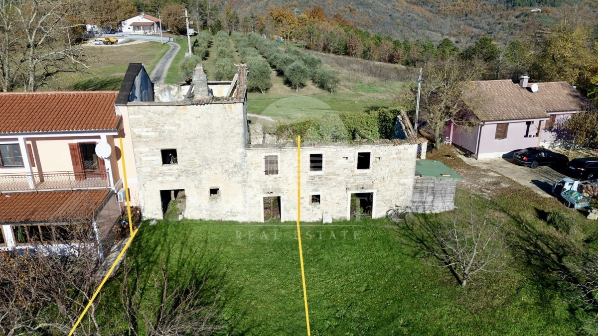 CASA CON VISTA PANORAMICA SU GROŽNJAN E MONTONA