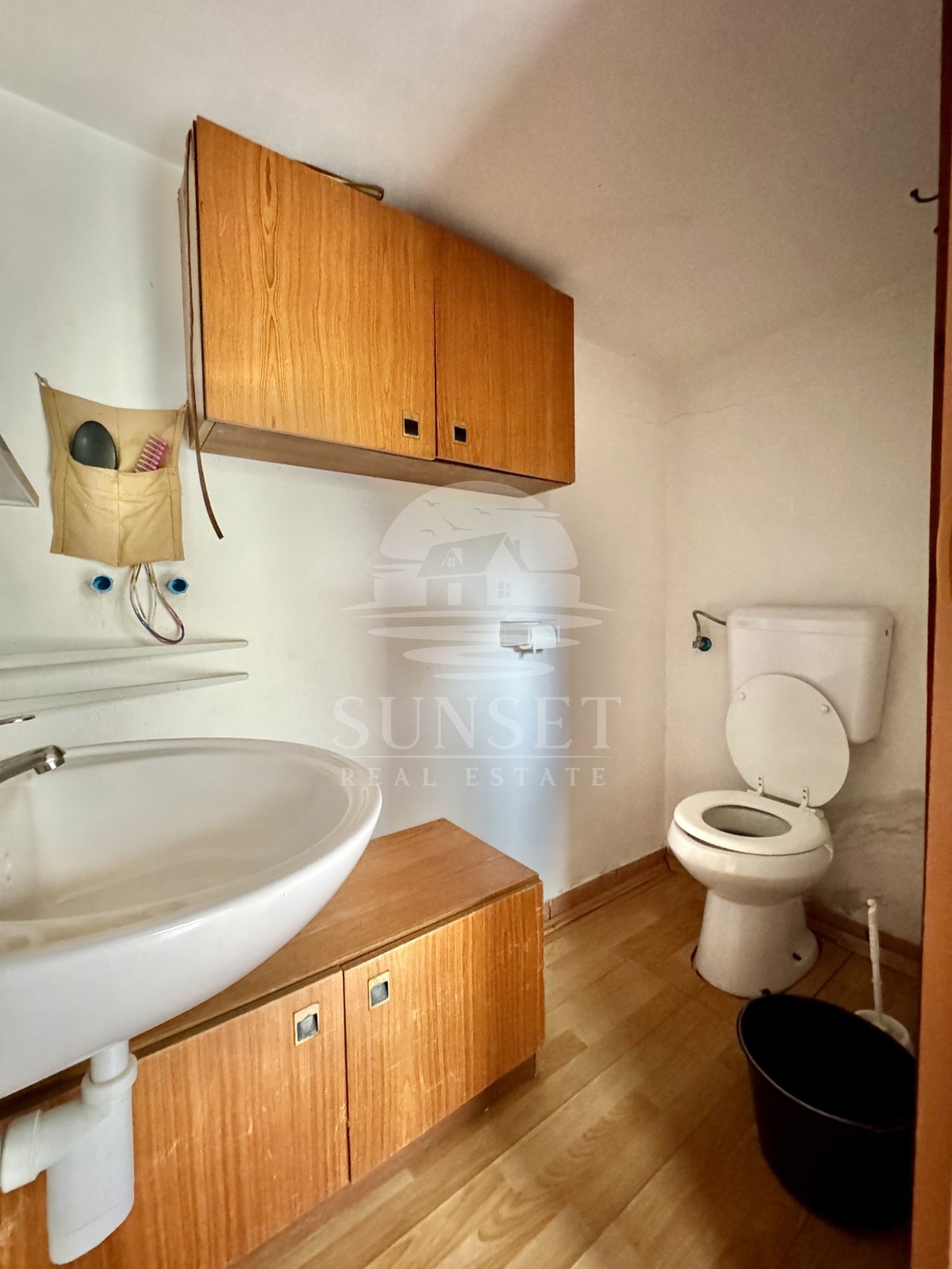 AFFASCINANTE CASA PER IL FINE SETTIMANA CON VISTA SU OPRTALJ – PACE, ULIVI E ATMOSFERA ISTRIANA