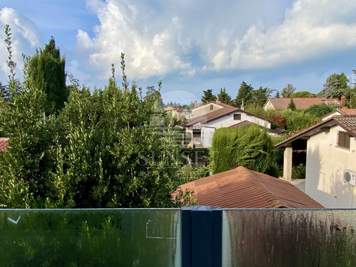 NELLE VICINANZE DI UMAGO, NUOVA COSTRUZIONE! APPARTAMENTO MODERNO IN UNA POSIZIONE ECCELLENTE, A SOLI 400 METRI DAL MARE