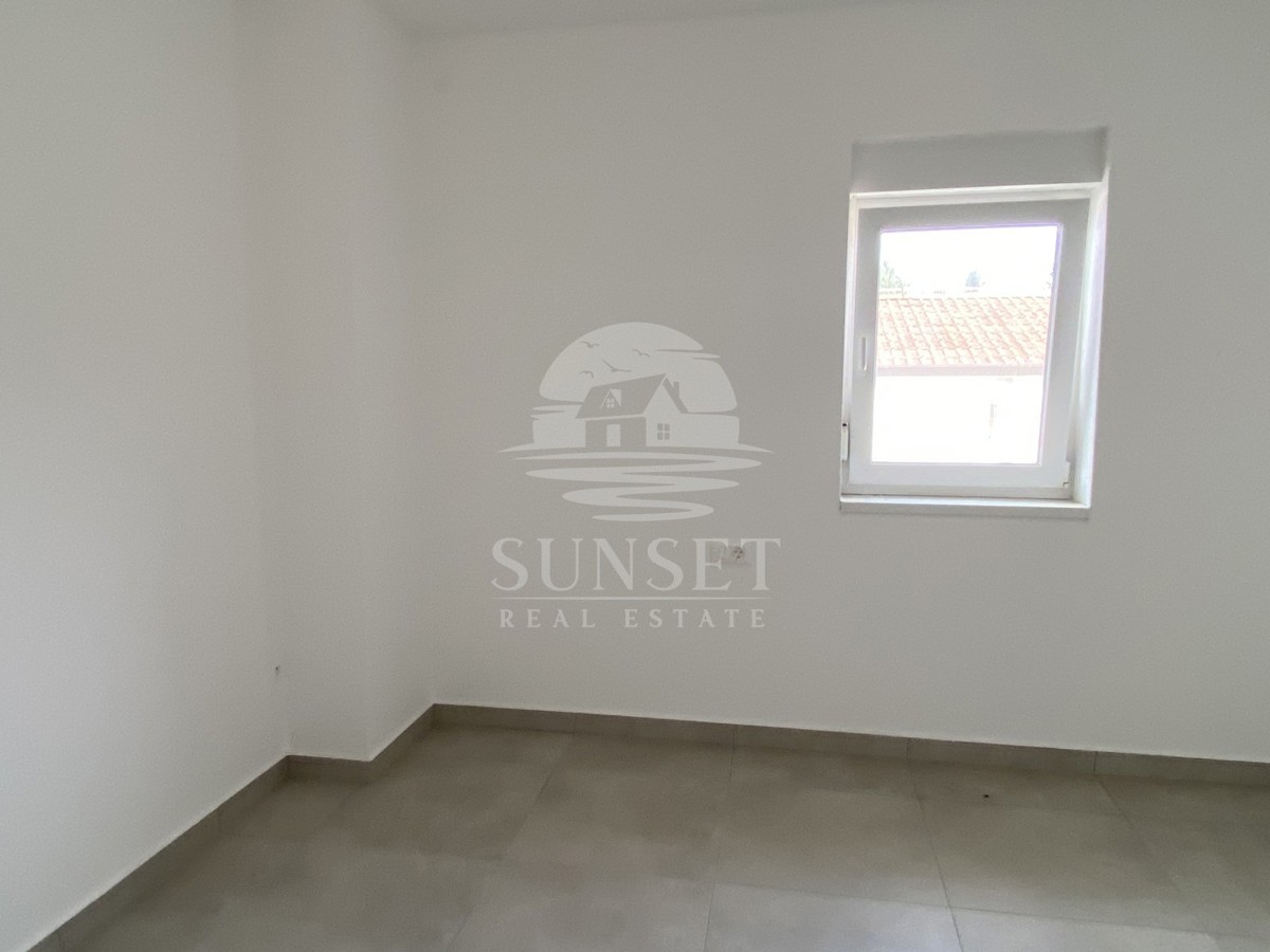 NELLE VICINANZE DI UMAGO, NUOVA COSTRUZIONE! APPARTAMENTO MODERNO IN UNA POSIZIONE ECCELLENTE, A SOLI 400 METRI DAL MARE