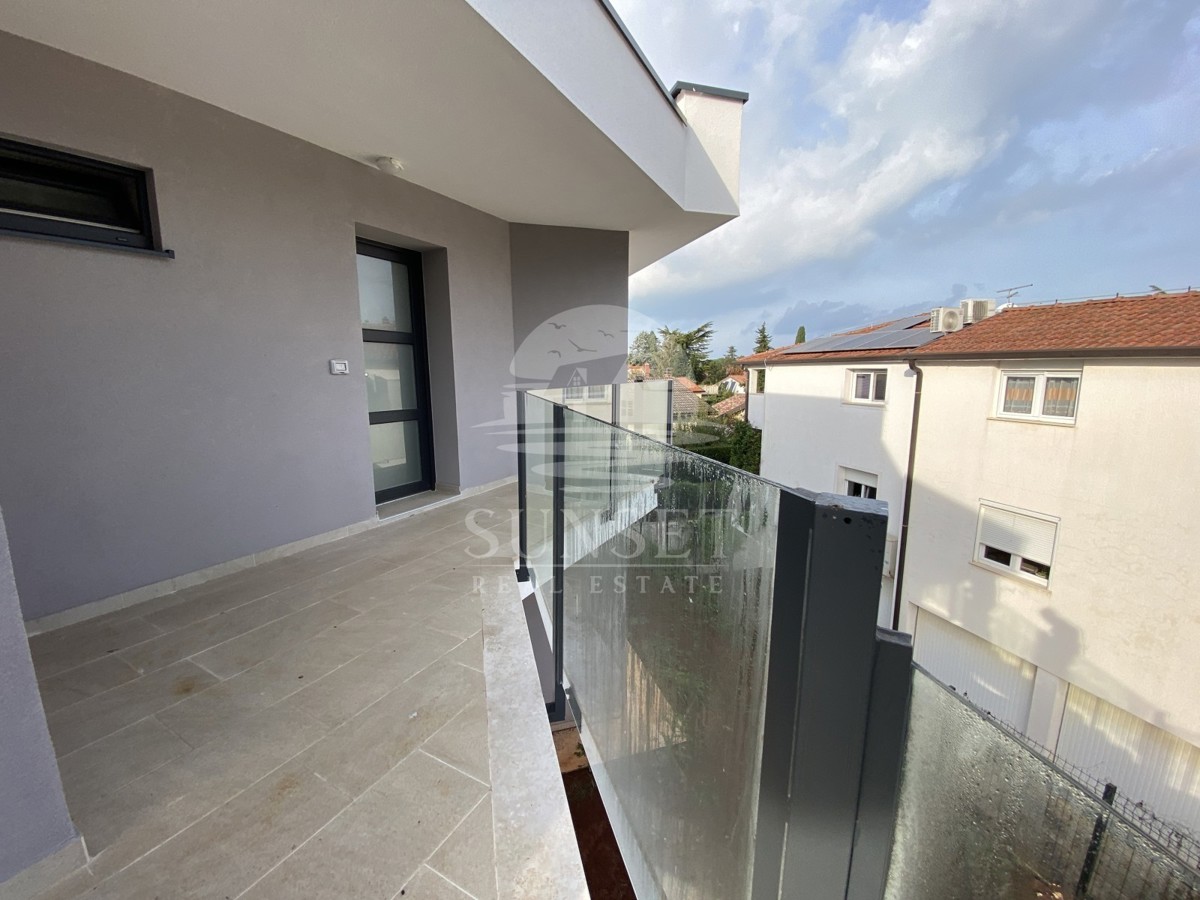 NELLE VICINANZE DI UMAGO, NUOVA COSTRUZIONE! APPARTAMENTO MODERNO IN UNA POSIZIONE ECCELLENTE, A SOLI 400 METRI DAL MARE