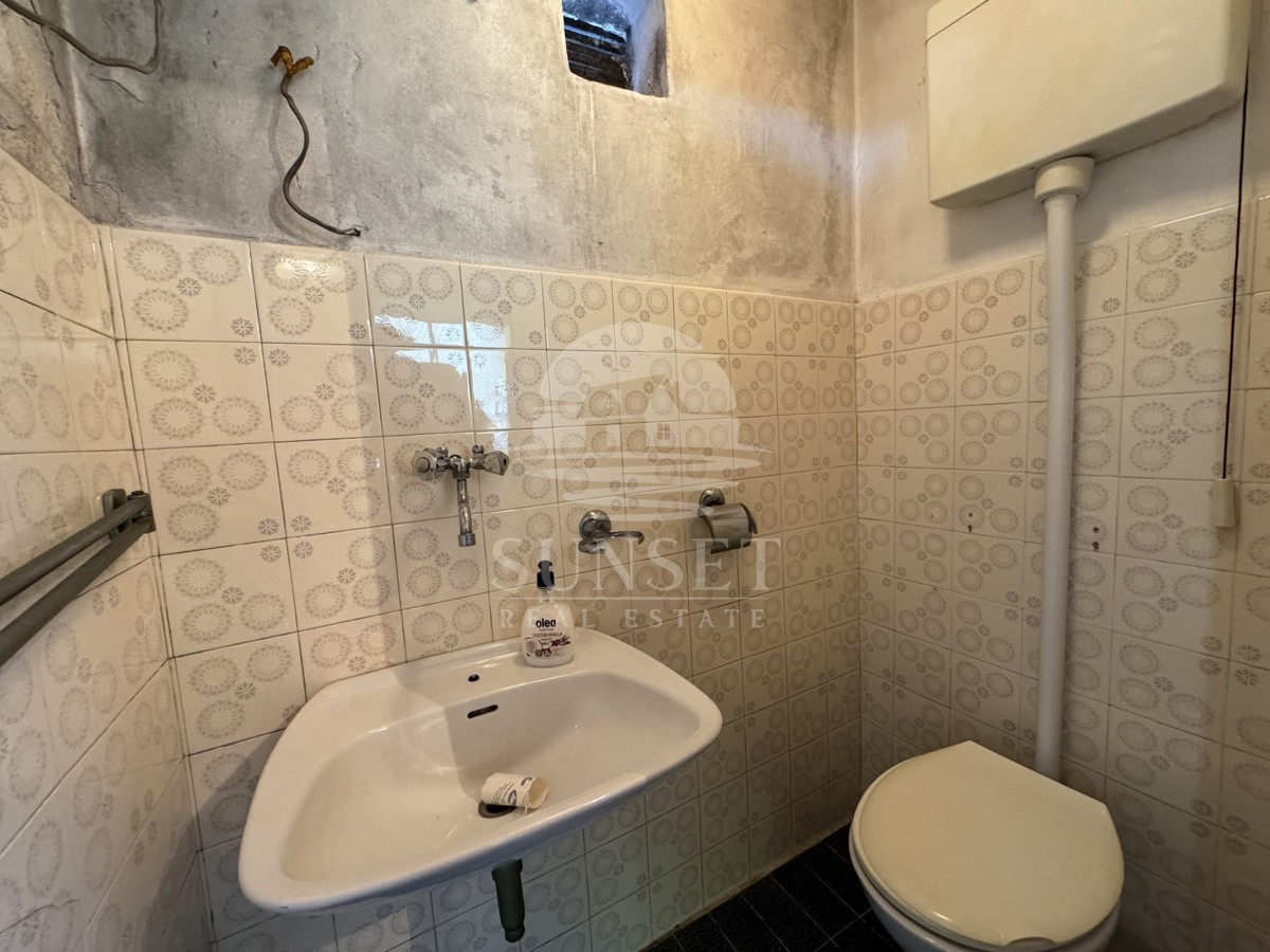 CASA CHARMOSA NEL CUORE DI BUJE CON VISTA MARE E GRANDE POTENZIALE!