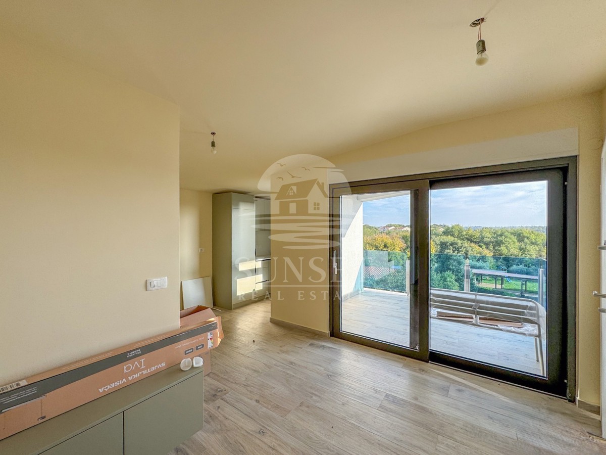 APPARTAMENTO MODERNO A SOLI 300 METRI DAL MARE (F4)