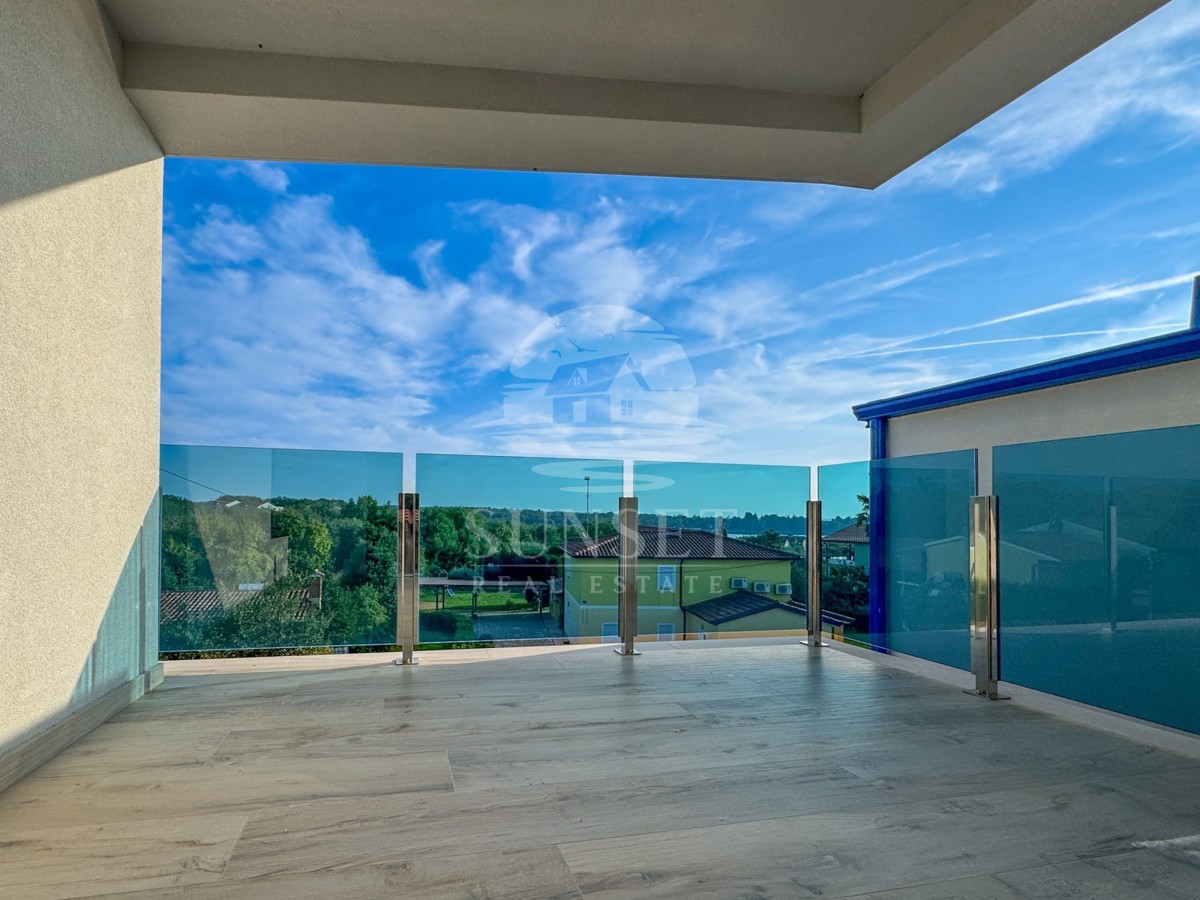 APPARTAMENTO MODERNO A SOLI 300 METRI DAL MARE (F4)