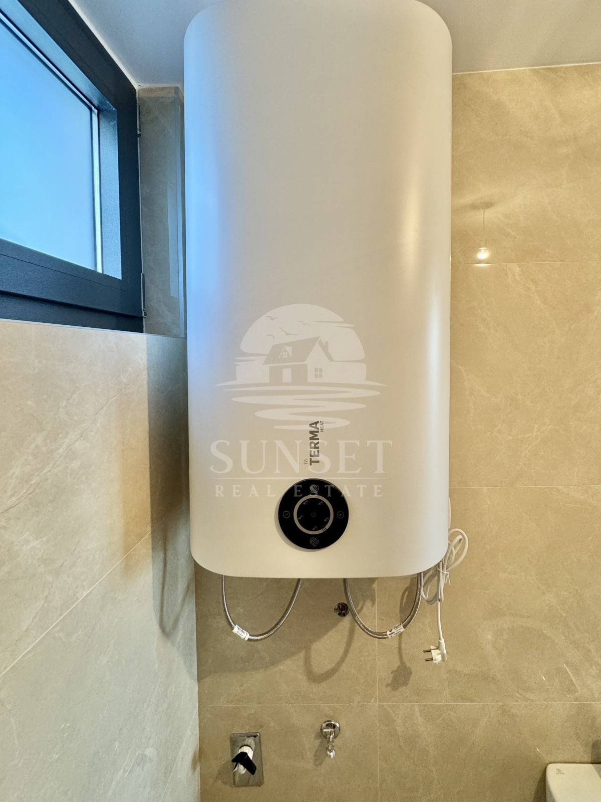 APPARTAMENTO MODERNO A SOLI 300 METRI DAL MARE (F4)